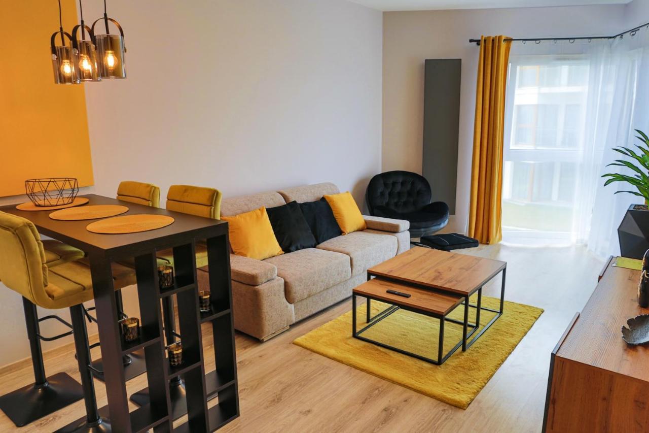 Apartament Elegance Yellow W Let'S Sea Basen&Spa Gąski Екстериор снимка